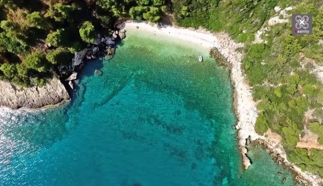 This is a Caption This is a Caption