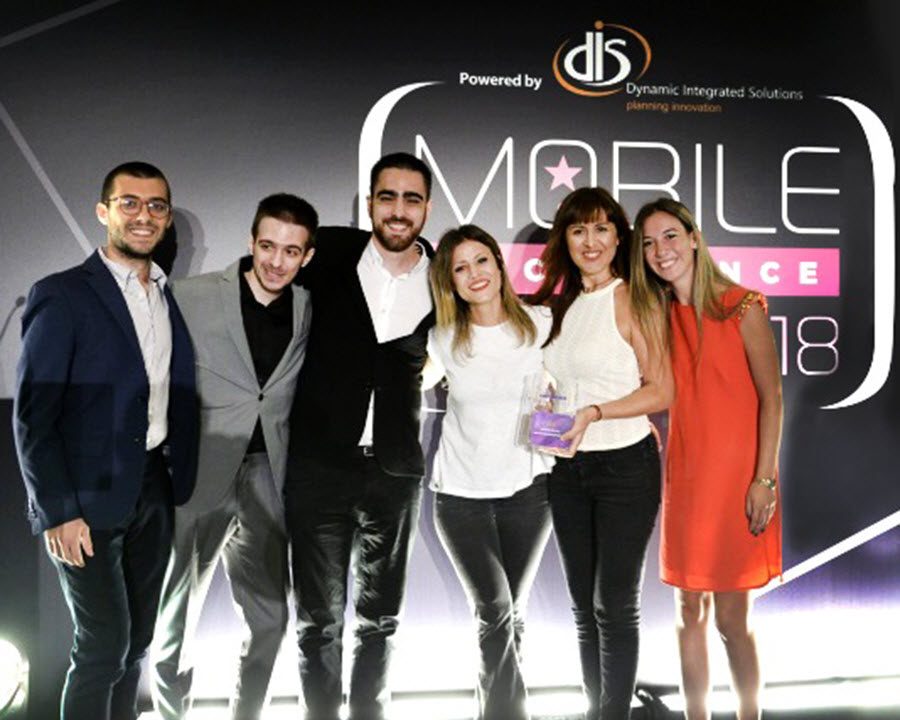 https://www.matrixlife.gr/wp-content/uploads/2018/09/NOBACCO-TEAM-AT-MAWARDS-900x720.jpg