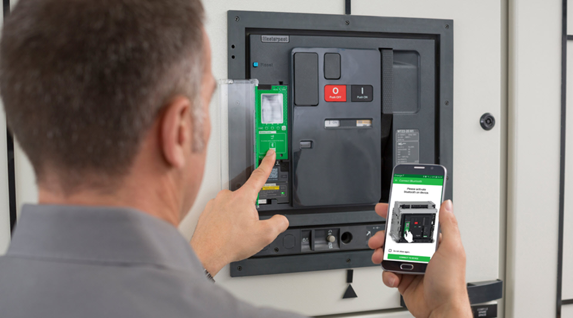 Автомат смартфон. Masterpact mtz2. Мастерпакт Шнайдер электрик. Masterpact MTZ фото. Masterpact nt08h2.