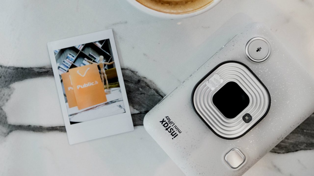 Fujifilm Instax LiPlay, Η πιο καλοκαιρινή και “παιχνιδιάρα” φωτογραφική του καλοκαιριού!