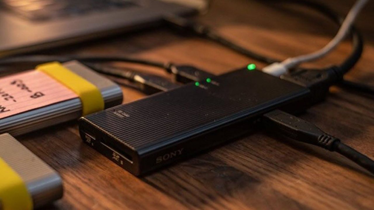 Sony MRW-S3 USB-C hub, ευελιξία στις συνδέσεις και ταχύτατη μεταφορά δεδομένων