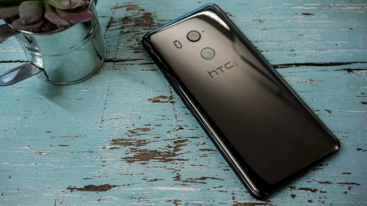 Η HTC ετοιμάζεται να κάνει την μεγάλη επιστροφή στα premium smartphones;