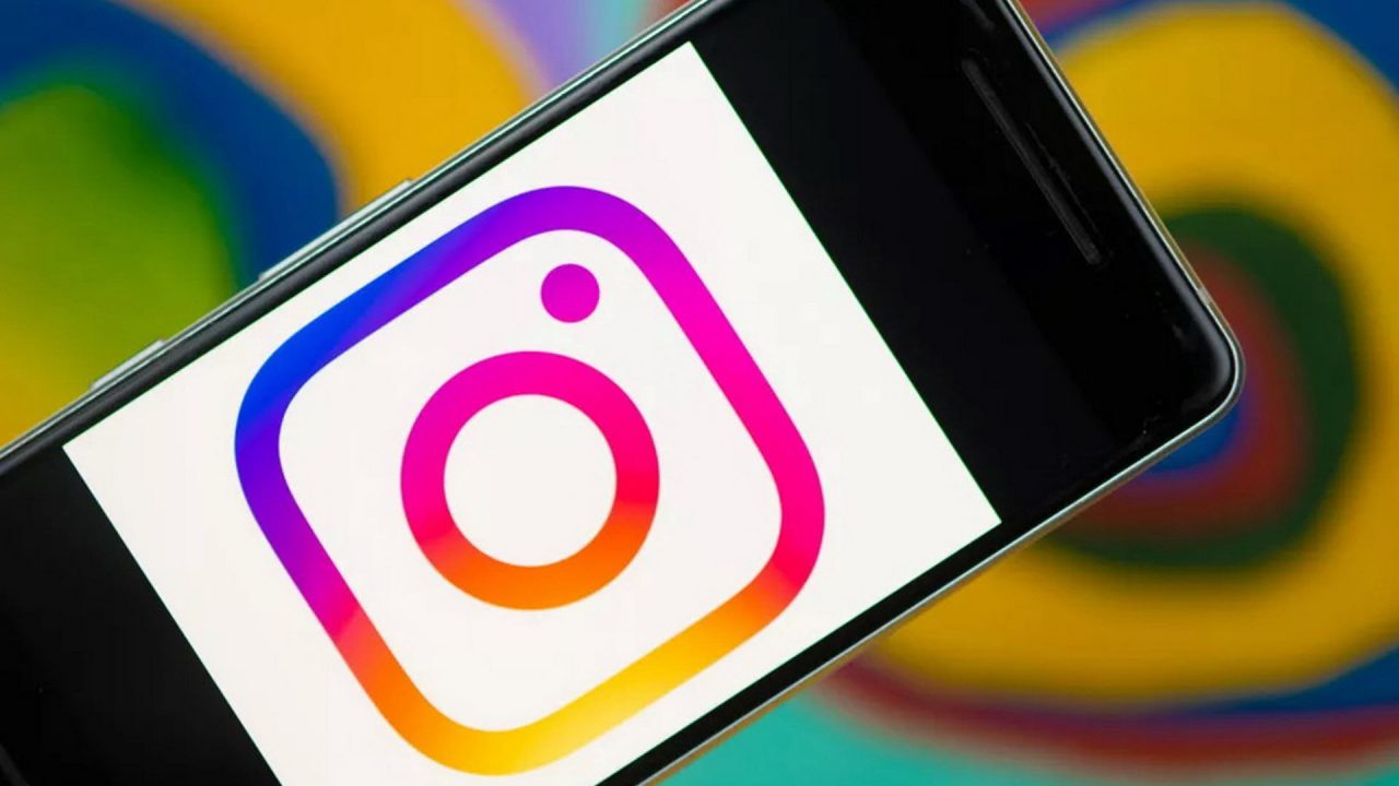 Instagram: Προσοχή! Όταν βγείτε από dark mode το μήνυμα θα αυτοκαταστραφεί!