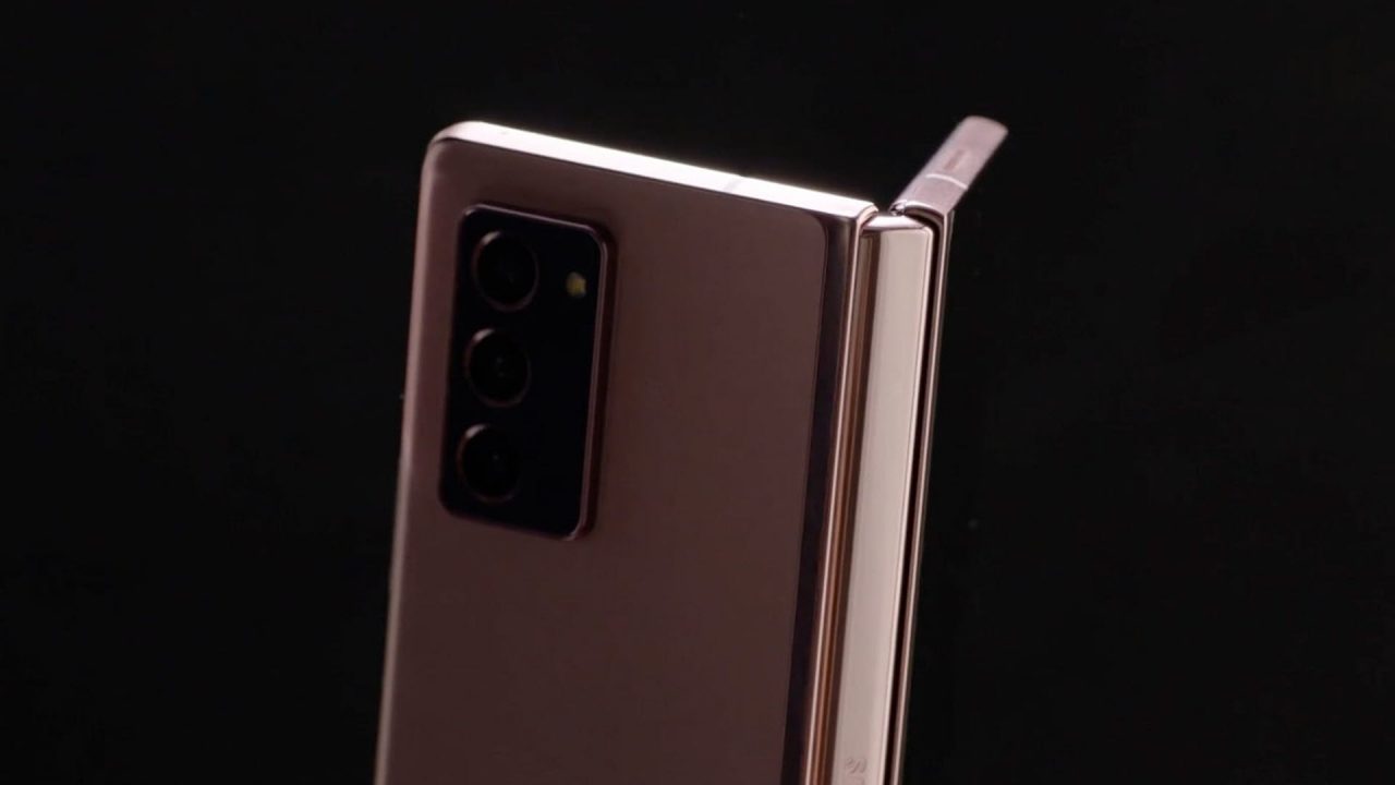 Νέα hands on videos δείχνουν το Galaxy Z Fold 2 σε όλο του το μεγαλείο!