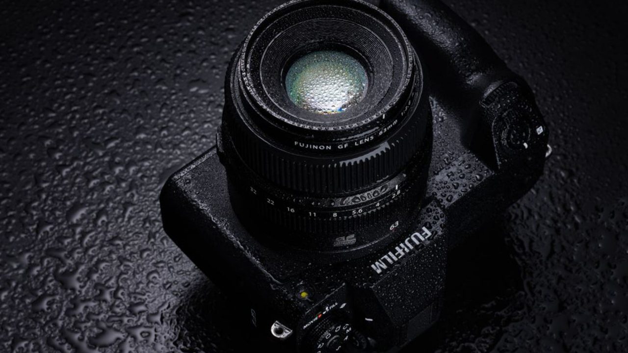 Fujifilm GFX100S: Νέο “θηρίο” μεσαίου φορμά, με ιδιαίτερα μαζεμένες διαστάσεις και φανταστικά specs!