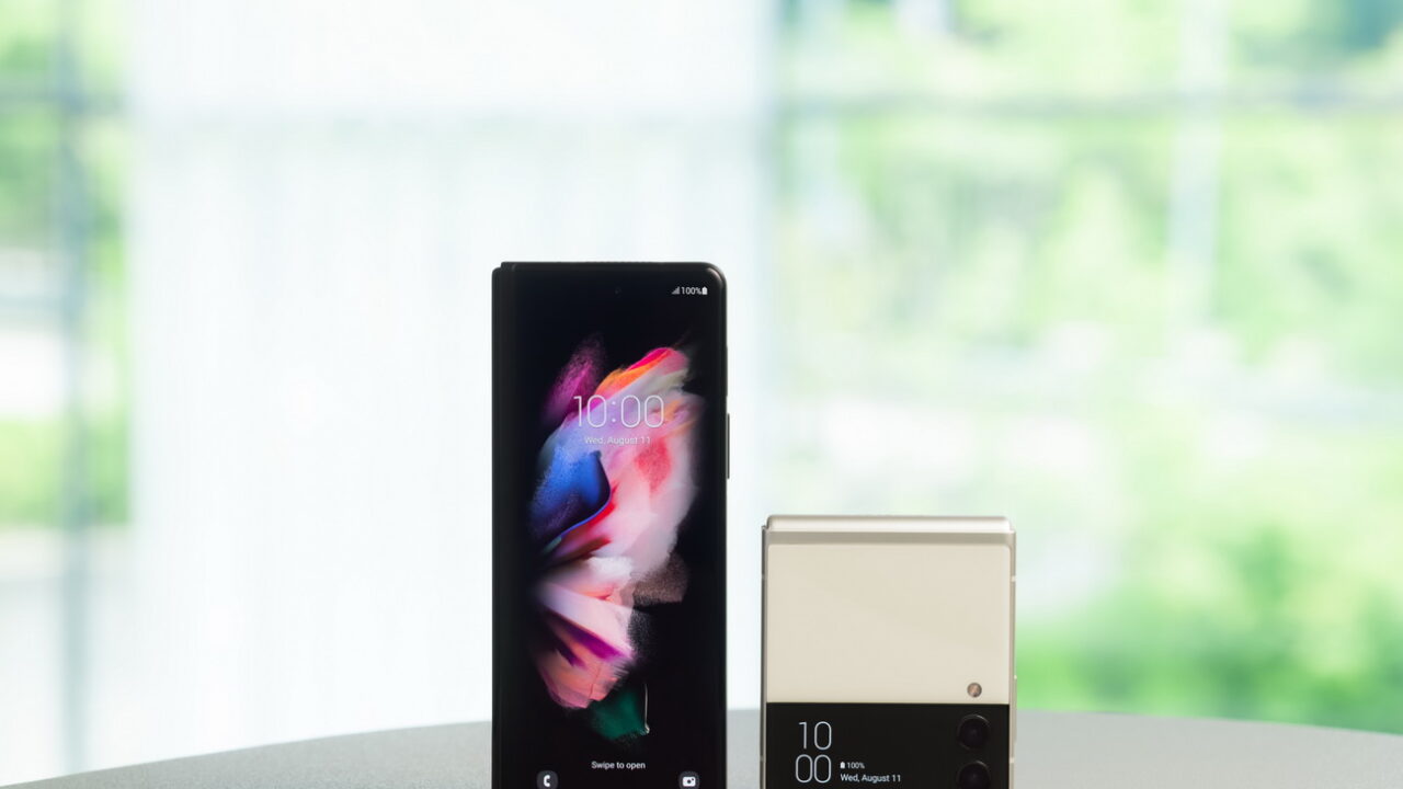 Samsung Galaxy Z Flip3 5G & Galaxy Z Fold3 5G: «ξεδιπλώνονται» μπροστά στα μάτια σου!