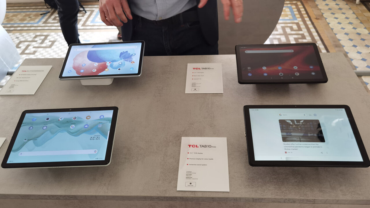 Η TCL παρουσιάζει το “χάρτινο” NxtPaper MAX10 αλλά μια νέα σειρά προσιτών tablets