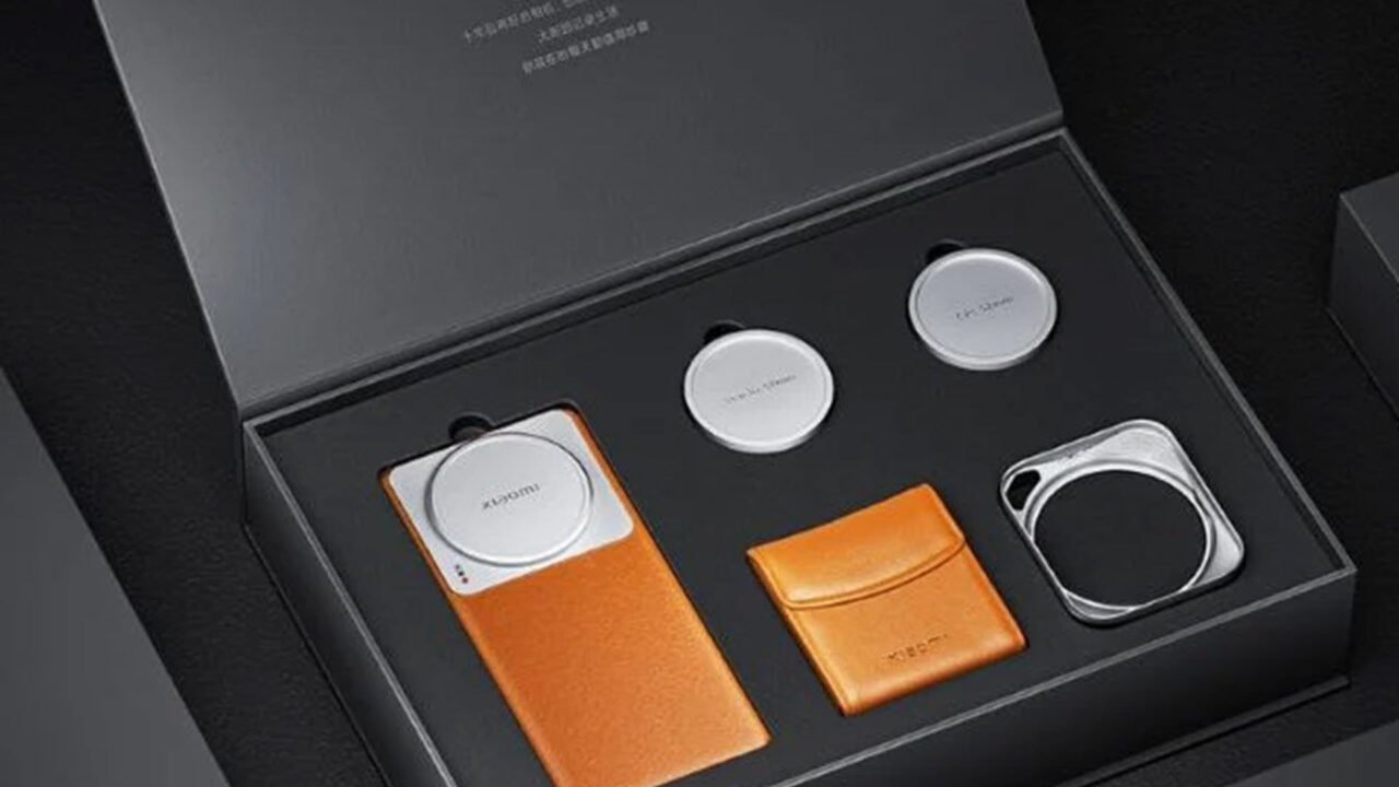 Xiaomi 12S Ultra Imagery Gift Box: Ένα κουτί γεμάτο εκπλήξεις για λίγους τυχερούς