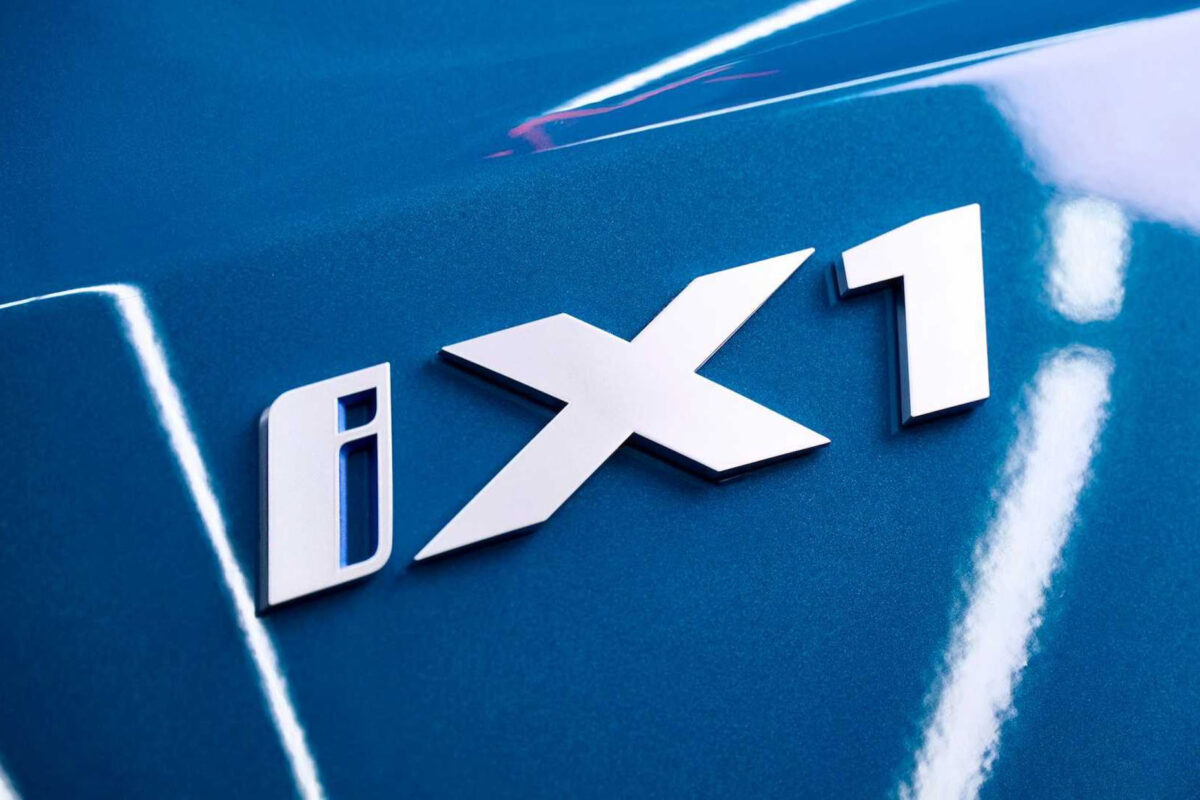 Ξεκίνησε η παραγωγή του ηλεκτρικού BMW iX1 στο εργοστάσιο του Regensburg