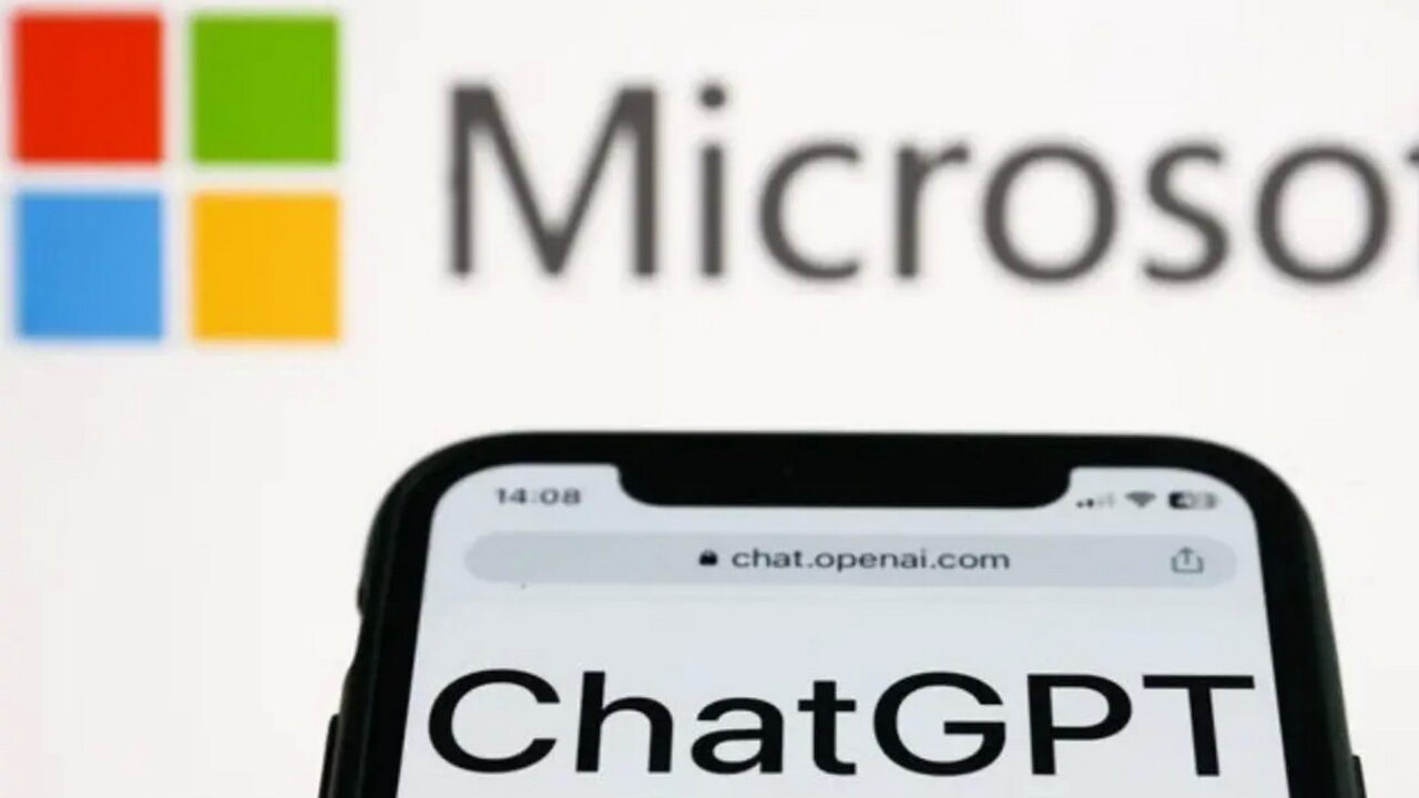 Η Microsoft επενδύει αρκετά δισεκατομμύρια στην OpenAI και την τεχνητή νοημοσύνη του ChatGPT