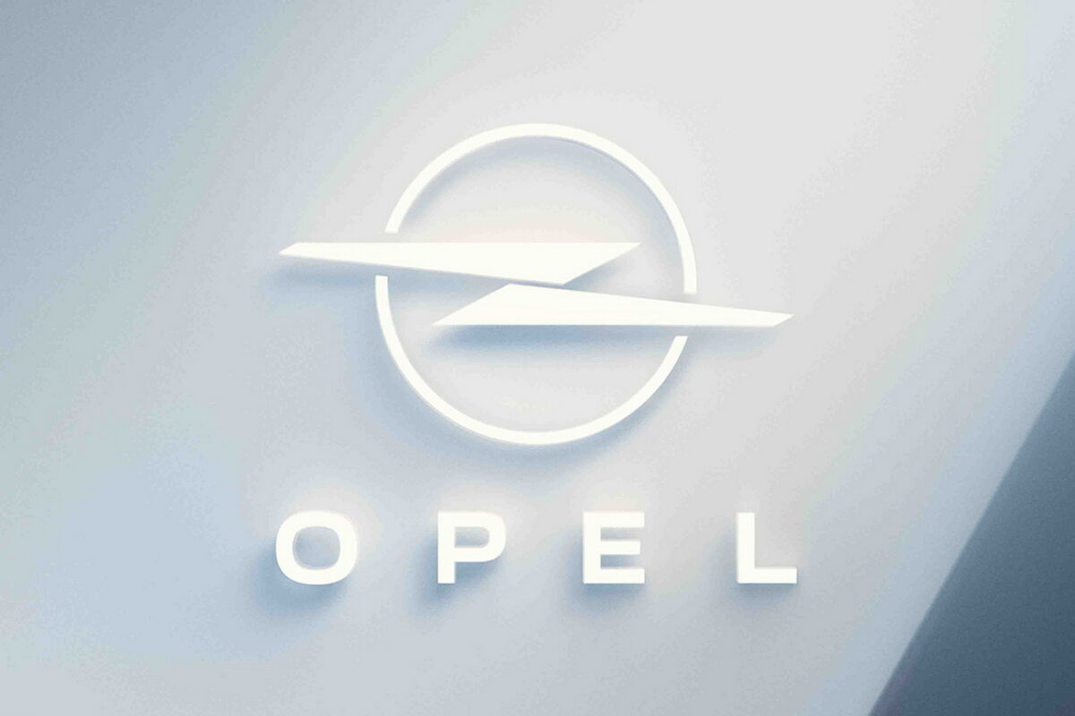 Το νέο έμβλημα της Opel την φέρνει στην εποχή της ηλεκτροκίνησης