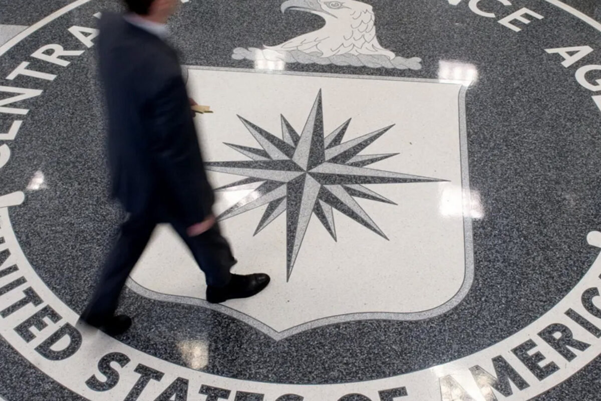 Η CIA κατασκευάζει το δικό της εργαλείο τεχνητής νοημοσύνης