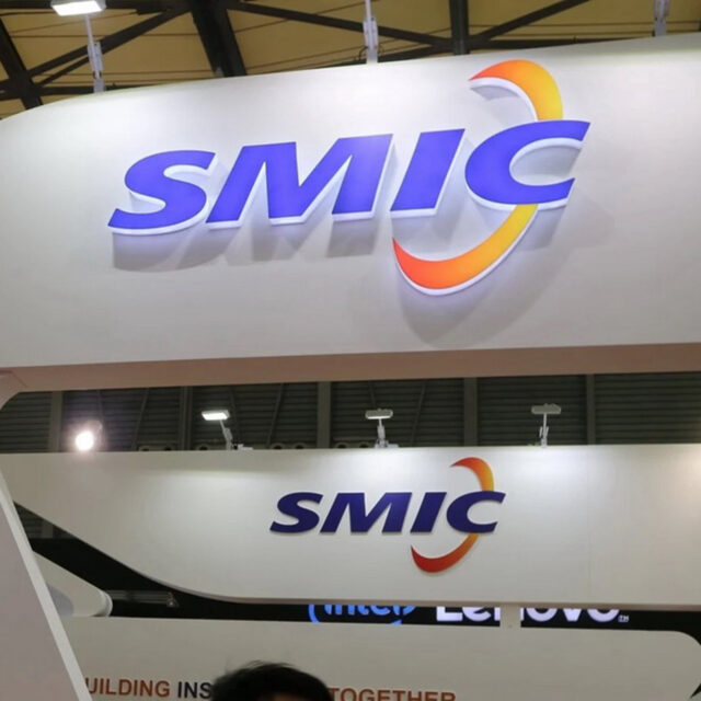 Η SMIC αποθηκεύει τσιπ εν μέσω απειλών για αυστηρότερες αμερικανικές κυρώσεις