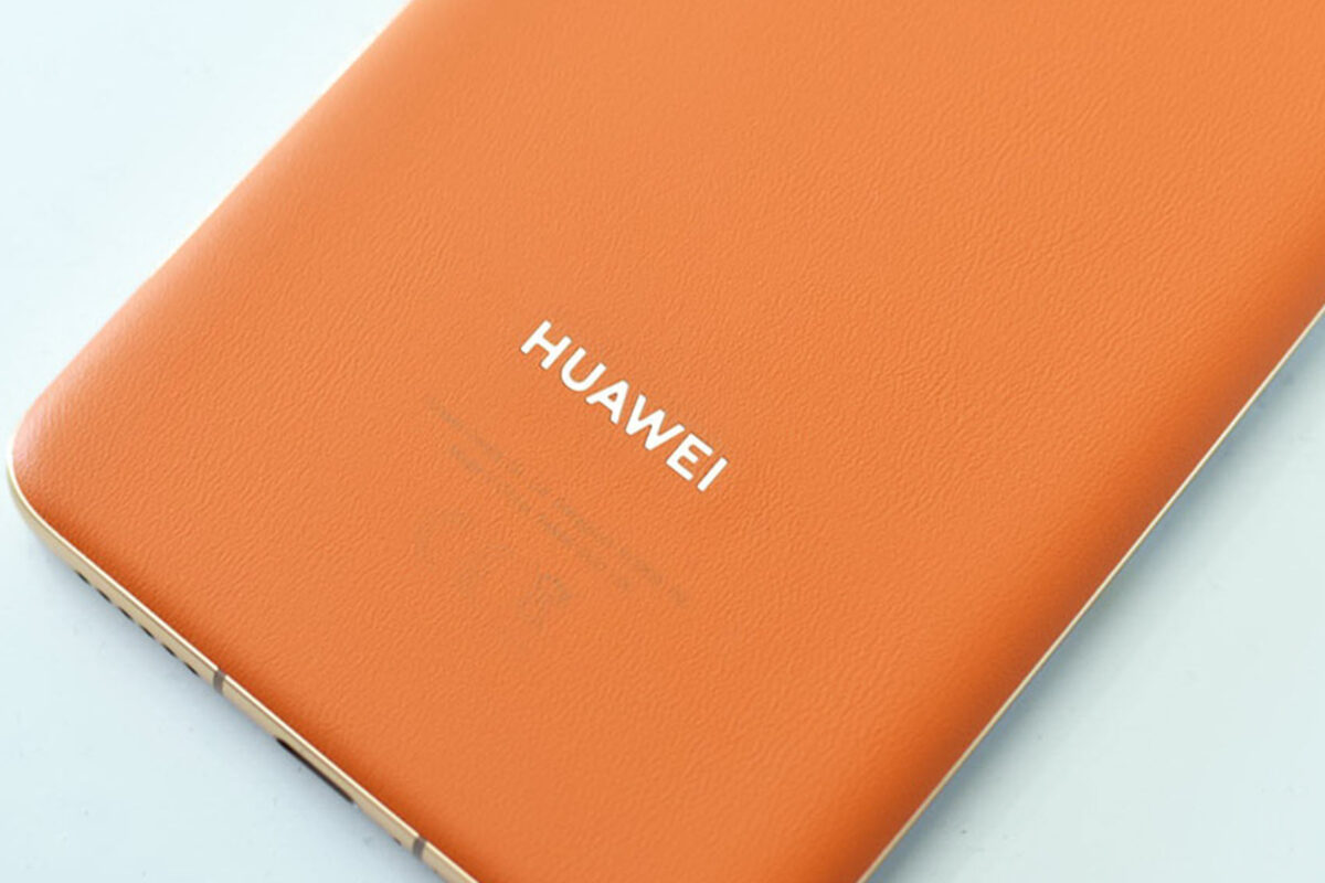 Η Huawei βάζει στόχο τα 100 εκατομμύρια κινητά για το 2024