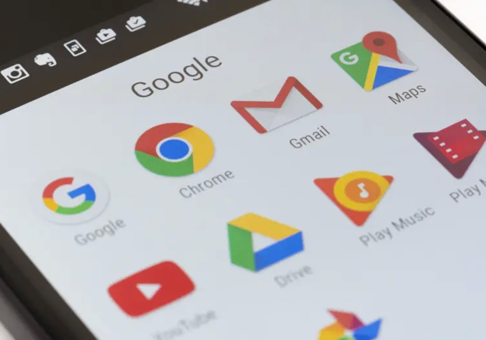 Όχι, η Huawei δεν πρόκειται να κόψει τις Android εφαρμογές από τα κινητά της