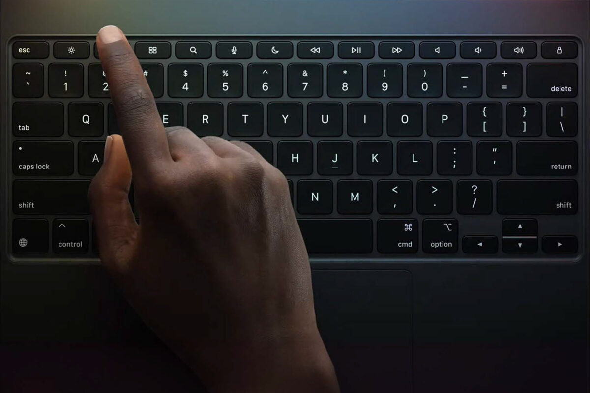 Το νέο πληκτρολόγιο Magic Keyboard κάνει το iPad Pro 2024 ένα πραγματικό laptop replacement