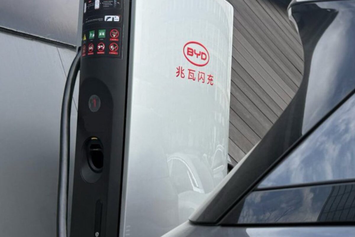 Η BYD παρουσιάζει φόρτιση 1.000 kW που φορτίζει το ηλεκτρικό σου αυτοκίνητο σε πέντε λεπτά