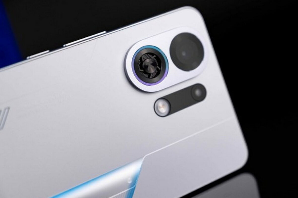 OPPO K13 Turbo: Υδρόψυξη και αντοχή στον υπερθετικό