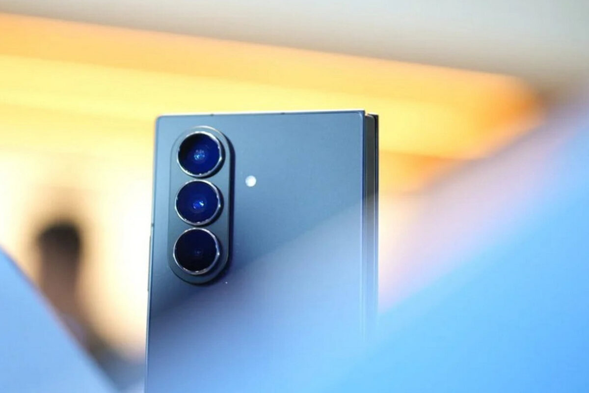 Galaxy Z Fold 7: Το λεπτότερο και ελαφρύτερο foldable τηλέφωνο της Samsung επιτέλους είναι εδώ!