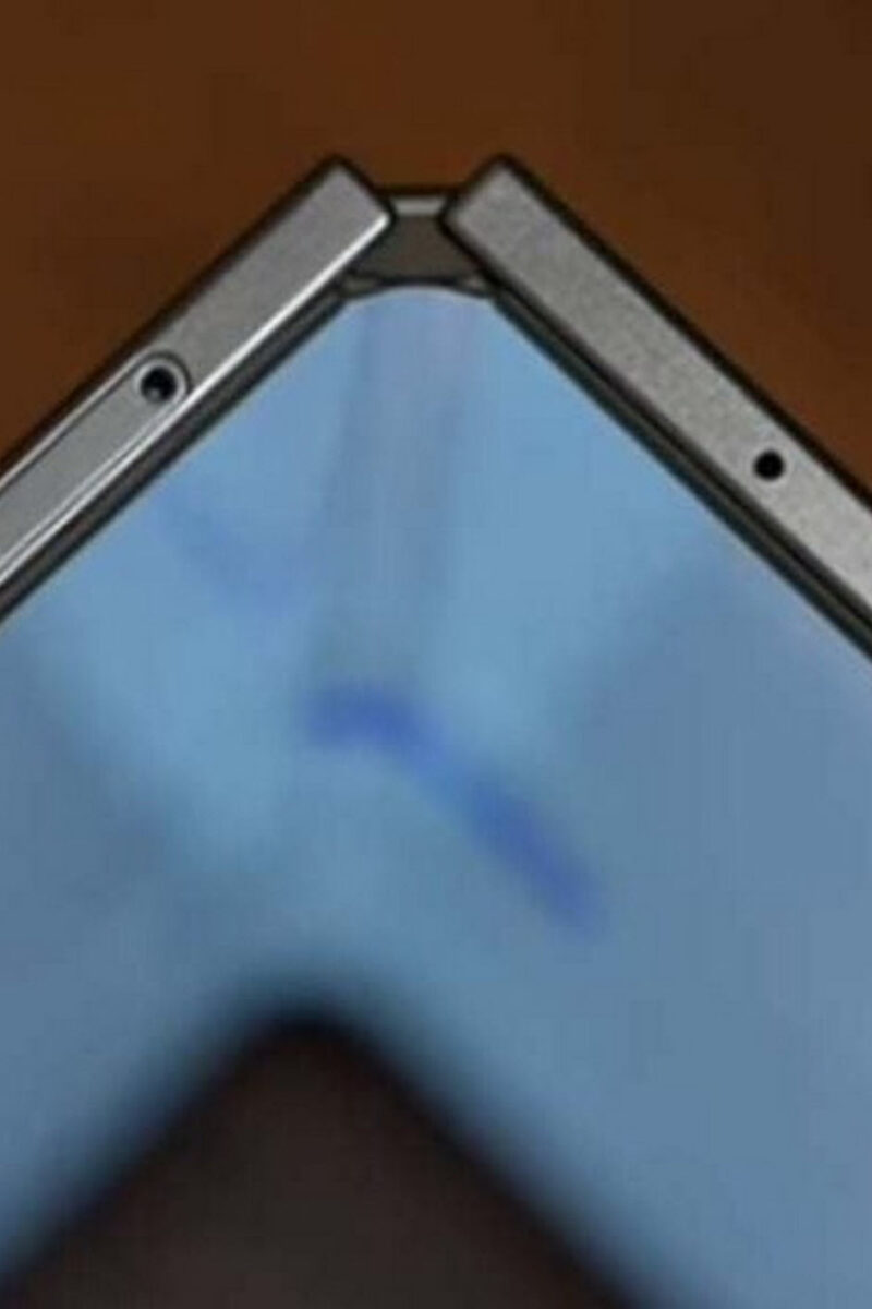 Τα foldable της Samsung και το επερχόμενο foldable της Apple, γιγαντώνουν την “μικρή” Fine M-Tec