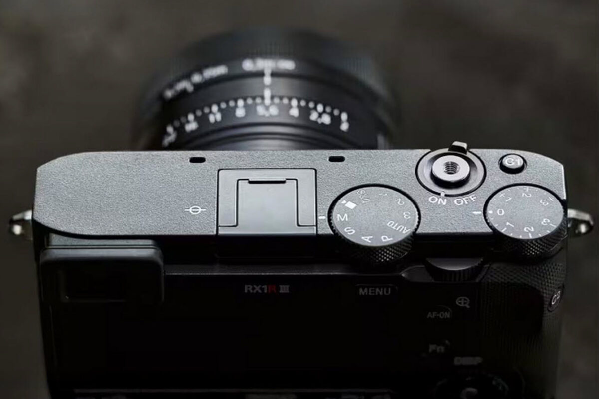 Η Sony παρουσιάζει την RX1R III, μια φωτογραφική με κλασική σχεδίαση και flagship επιδόσεις
