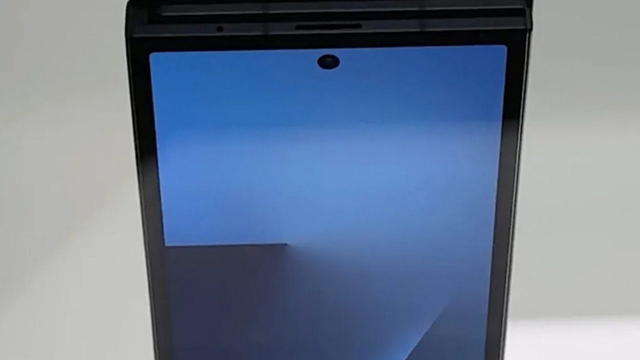 Samsung Galaxy Trifold: Επιτέλους μια καλύτερη ματιά του εντυπωσιακού νέου trifold