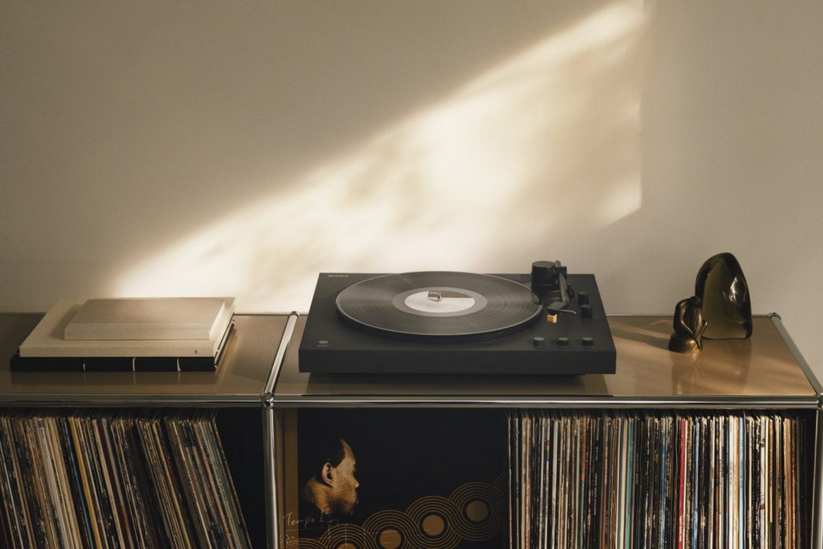 Η Sony επεκτείνει τη σειρά πικάπ της με νέα ασύρματα μοντέλα για νέους στο χώρο του βινυλίου αλλά και audiophiles Η Sony επεκτείνει τη σειρά πικάπ της με νέα ασύρματα μοντέλα για νέους στο χώρο του βινυλίου αλλά και audiophiles