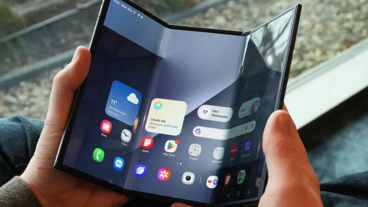 Το Samsung Galaxy Z TriFold γίνεται ανάρπαστο στις ΗΠΑ, παρά το κόστος των 2.453 ευρώ